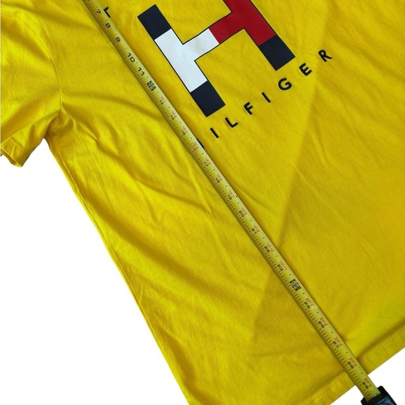 Tommy Hilfiger Yellow Men's H Logo T-Shirt, Size L - Picture 6 of 9